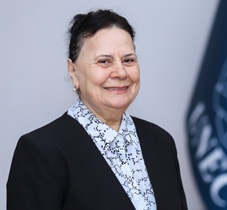 Bəsti  Əliyeva